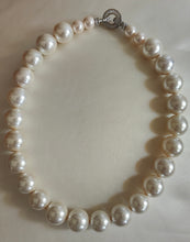 Load image into Gallery viewer, Emi-Lilly bold white pearl necklace
