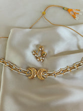 Load image into Gallery viewer, Chaand Choker
