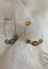 Load image into Gallery viewer, Allium Evil Eye Bracelet - Silver/Gold
