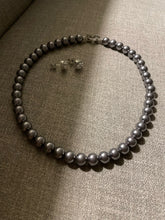 Load image into Gallery viewer, Duchess Grey Pearl Necklace
