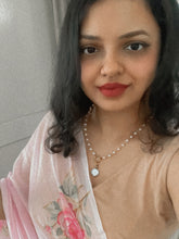 Load image into Gallery viewer, Grace Kelly Pink Pearl Necklace
