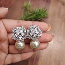 Load image into Gallery viewer, Seville Pearl Drop - White
